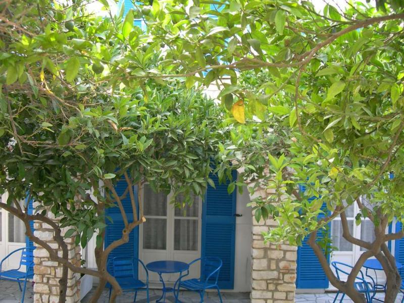 Aegeon Pension Parikia (Paros) Ngoại thất bức ảnh